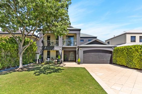 Property photo of 17 Mallee Way Gwelup WA 6018