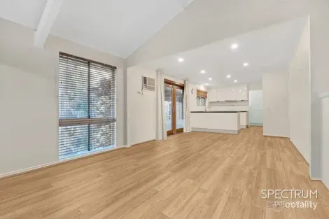 Property photo of 14 Thornburgh Street Oxley QLD 4075