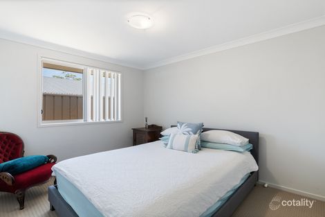 Property photo of 6A Cams Boulevard Summerland Point NSW 2259