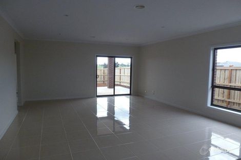 Property photo of 13 Kalamunda Court Harkness VIC 3337