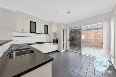 Property photo of 4 Amhurst Drive Narre Warren South VIC 3805