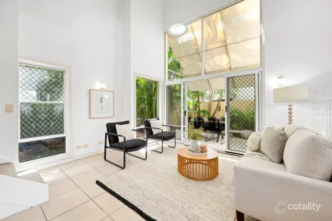 Property photo of 1/36 Berry Street Spring Hill QLD 4000