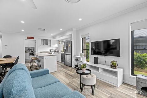 Property photo of 3 Emma Street Deebing Heights QLD 4306