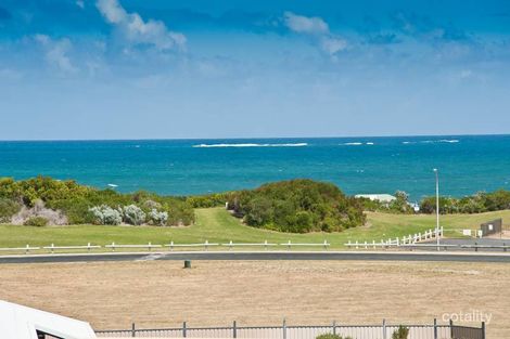 Property photo of 14 Dewar Way Ledge Point WA 6043