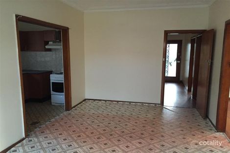 Property photo of 215 The Horsley Drive Fairfield East NSW 2165