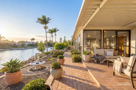 21 Coobowie St, Broadbeach Waters, QLD 4218