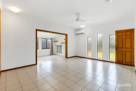 Property photo of 13 Noela Close Woree QLD 4868
