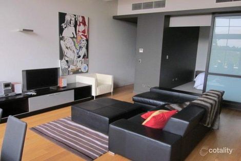 Property photo of 25/60 Flinders Street Melbourne VIC 3000