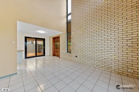 Property photo of 263 Wondall Road Wynnum West QLD 4178