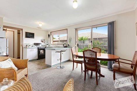Property photo of 1/83 Racecourse Road Pakenham VIC 3810