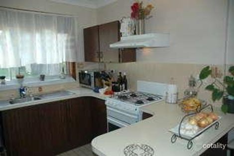 Property photo of 46 Orana Parade Unanderra NSW 2526