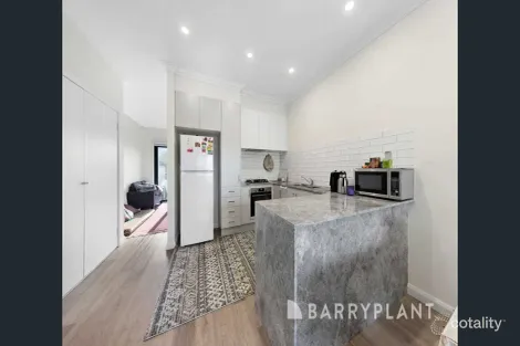 Property photo of 3/96 George Street St Albans VIC 3021