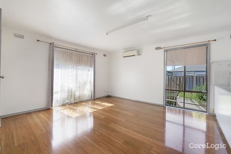 Property photo of 2/36 Carpenter Street Lakes Entrance VIC 3909