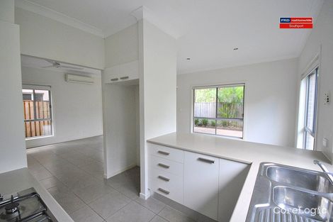 Property photo of 10/16-18 Geoff Wolter Drive West Molendinar QLD 4214