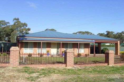 2a Glenelg Dr, Maiden Gully, VIC 3551