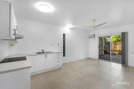 Property photo of 2/30 Charles Street Cairns North QLD 4870
