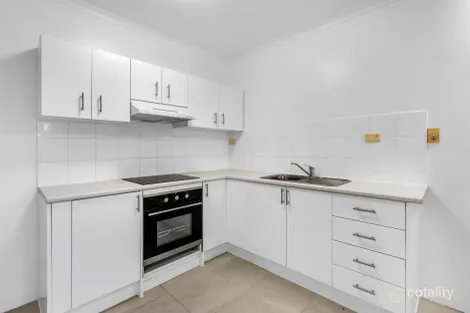 Property photo of 2/30 Charles Street Cairns North QLD 4870