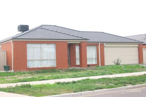 17 Edgewater Cct, Cairnlea, VIC 3023