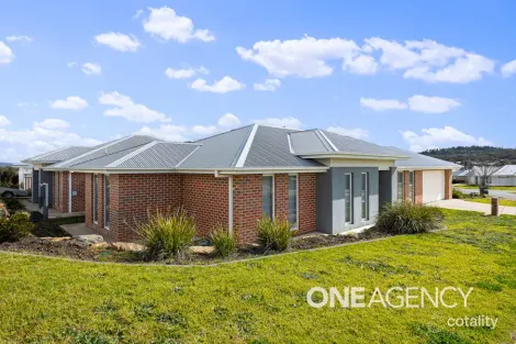Property photo of 20 Beetson Street Boorooma NSW 2650