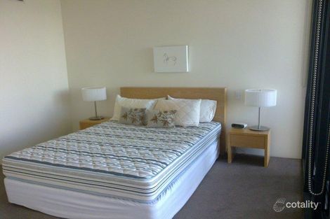 Property photo of 2202/4 Wahroonga Place Surfers Paradise QLD 4217