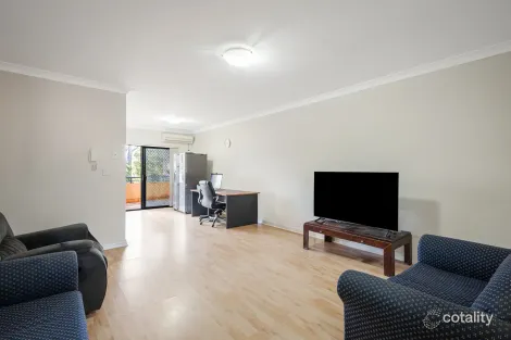 Property photo of 3/2-4 Mia Mia Street Girraween NSW 2145