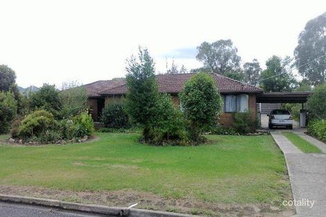 27 Pioneer Ave, Corryong, VIC 3707