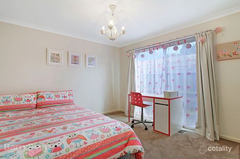 Property photo of 2/13 Farnham Road Bayswater VIC 3153