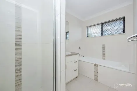 Property photo of 12 Epping Way Mount Low QLD 4818
