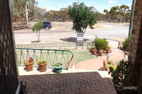 Property photo of 1 James Street Kellerberrin WA 6410