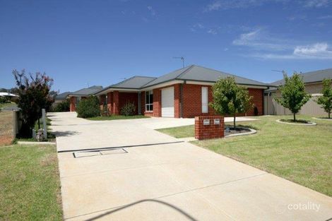 2/1 Burrundulla Rd, Bourkelands, NSW 2650