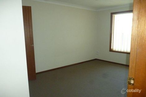 Property photo of 2 Lyons Place Dubbo NSW 2830