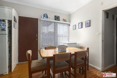 Property photo of 4 Hamilton Avenue Wattle Grove NSW 2173