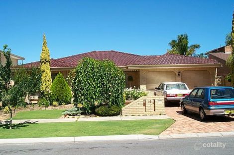 14 Weeroo Pl, Stirling, WA 6021