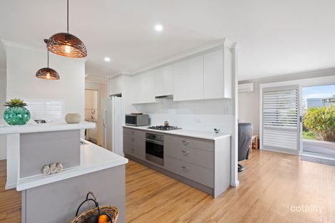 Property photo of 15 Gow Drive Hindmarsh Island SA 5214