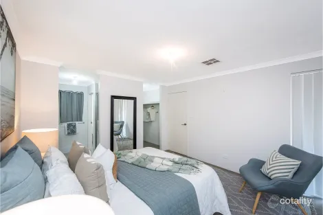 Property photo of 146 Kokoda Boulevard Byford WA 6122