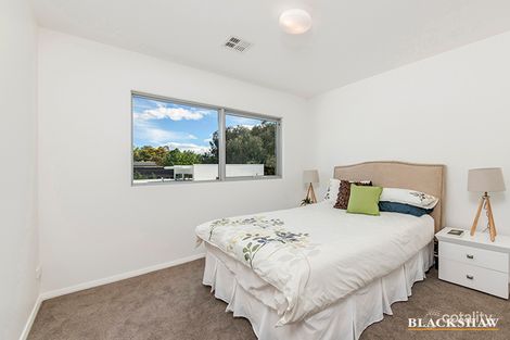 Property photo of 2/155 Strickland Crescent Deakin ACT 2600