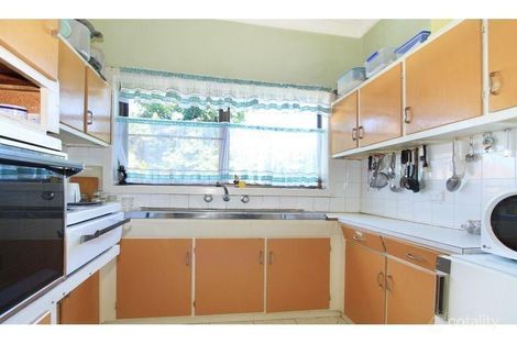 Property photo of 2 Shoobert Crescent Keiraville NSW 2500