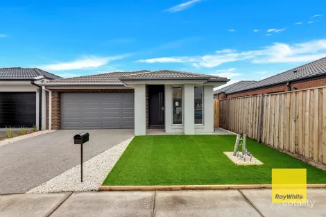 Property photo of 4 Aporta Avenue Tarneit VIC 3029