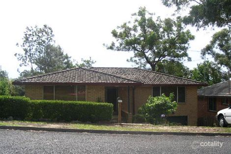 11 Maple St, Wyoming, NSW 2250