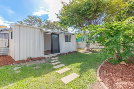 32 Donkin St, Scarborough, QLD 4020