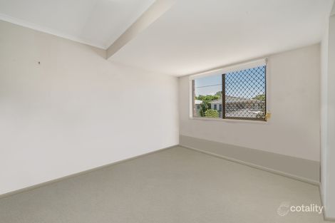 Property photo of 4/21 Prince Edward Parade Redcliffe QLD 4020