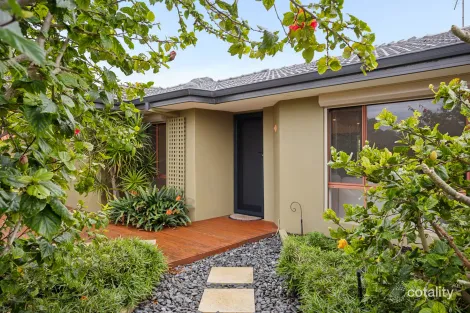 Property photo of 11 Gregory Court Two Rocks WA 6037