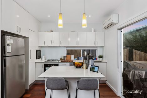 Property photo of 2/16 Harwill Street Coorparoo QLD 4151