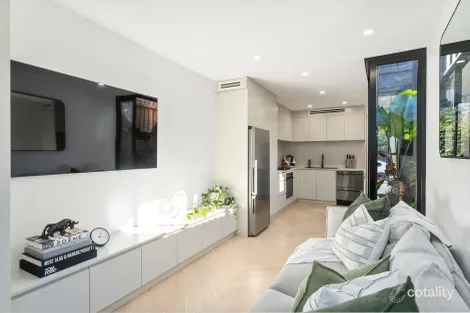 Property photo of 18 Morrissey Road Erskineville NSW 2043