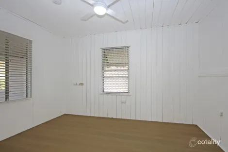 Property photo of 23 Murphy Street Ipswich QLD 4305