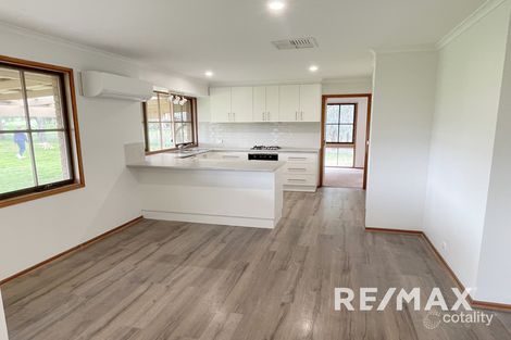 Property photo of 8 Sycamore Road Lake Albert NSW 2650