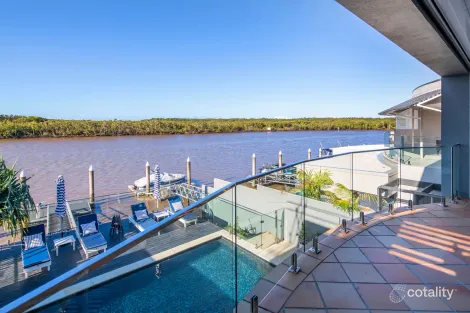 Property photo of 7130 Marine Drive East Hope Island QLD 4212