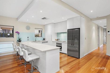 Property photo of 1/32-34 Oatland Esplanade Runaway Bay QLD 4216
