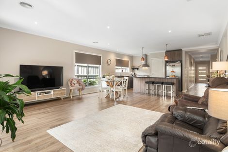 Property photo of 44 Malua Circuit Sandhurst VIC 3977