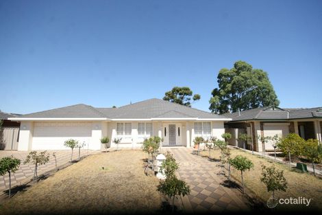 8 Cambridge Pl, Clovelly Park, SA 5042